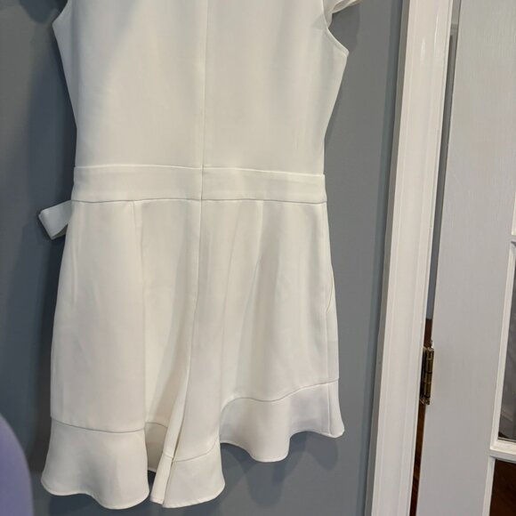 NWOT Parker Romper in Pearl - size 2 - Picture 4 of 5